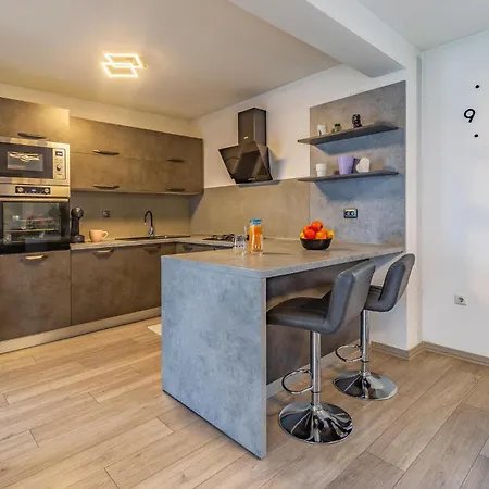 度假居 Stunning In Skatari With Wifi *