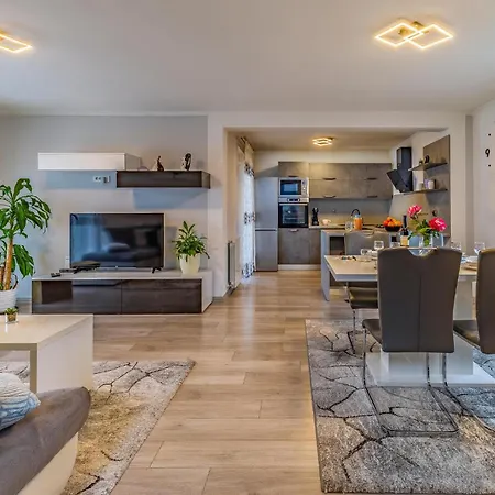 度假居 Stunning In Skatari With Wifi *