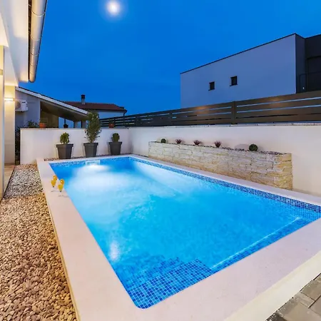 Stunning In Skatari With Wifi Σπίτι διακοπών Πούλα