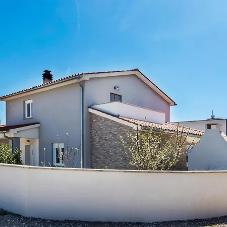 Casa vacanze Beautiful In Skatari *