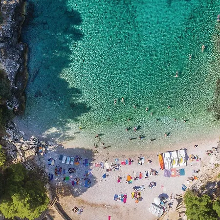 Stunning In Skatari With Wifi *