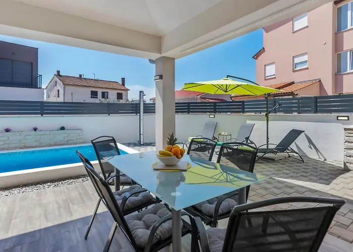 Stunning In Skatari With Wifi