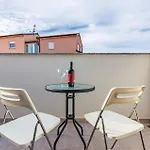 Holiday home Beautiful In Skatari *